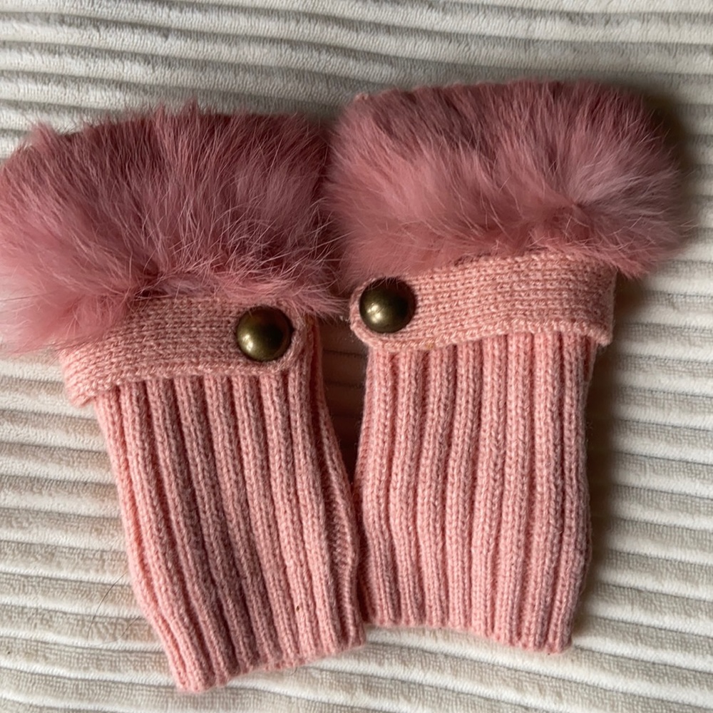 COPY - Pink gloves mittens